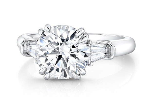 Engagement Rings  Diamond Showcase Longview, WA